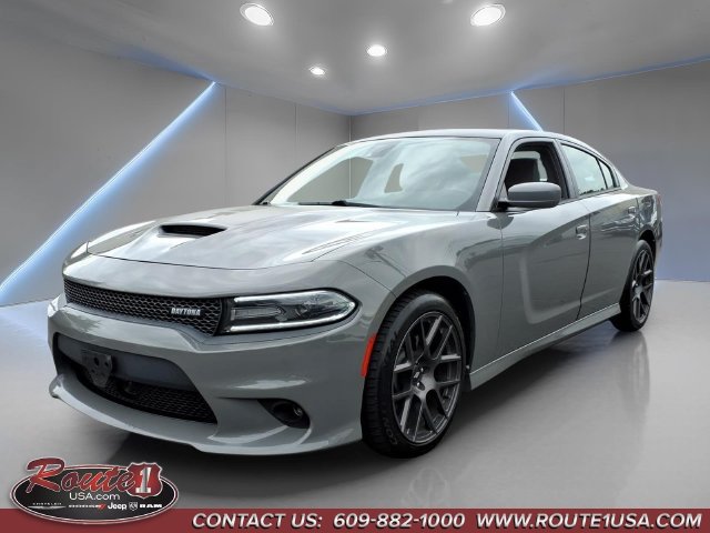 Used 2017 Dodge Charger Daytona R/T RWD image 8