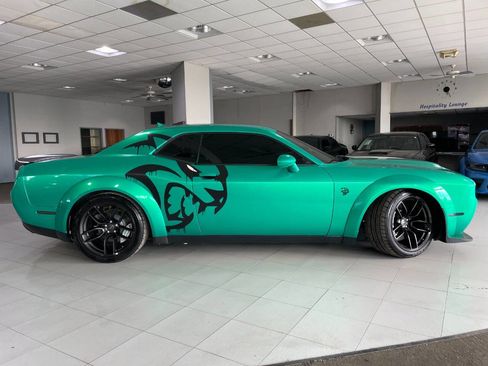 Used 2019 Dodge Challenger SRT Hellcat Redeye image 8