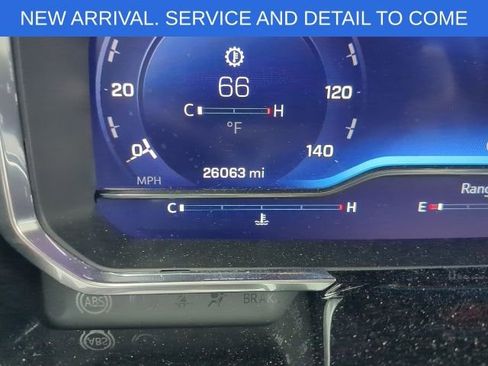 Used 2024 Chevrolet Silverado 1500 LT image 1