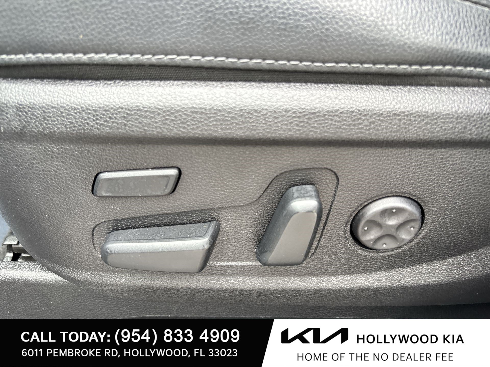 Certified 2024 Kia Telluride SX w/ Towing Package AWD/4WD image 14
