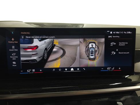 Used 2025 BMW X7 xDrive40i w/ M Sport Package AWD/4WD image 32