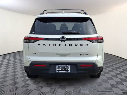 Certified 2023 Nissan Pathfinder SV w/ Black Appearance Package image 7
