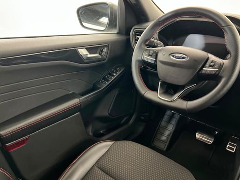 Used 2024 Ford Escape ST-Line w/ Equipment Group 301A FWD image 12