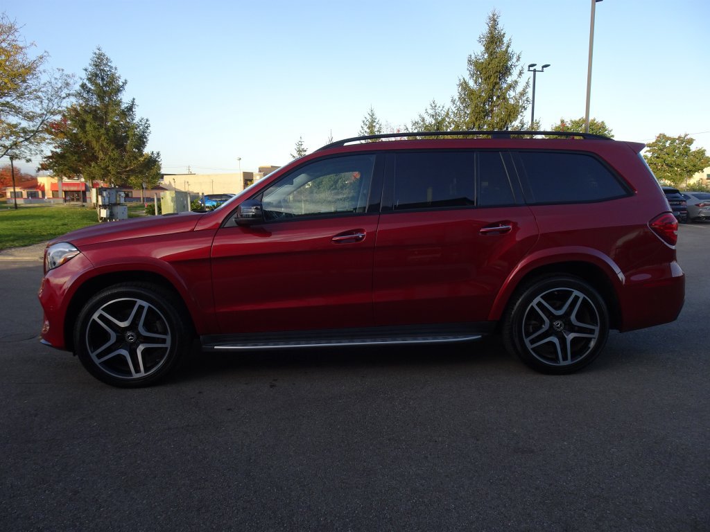 Used 2018 Mercedes-Benz GLS 550 4MATIC image 2