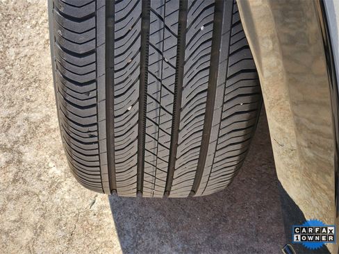 Certified 2025 Acura ADX A-Spec image 12