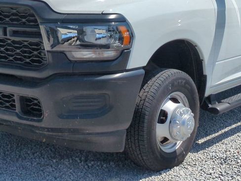 New 2024 RAM 3500 Tradesman image 9