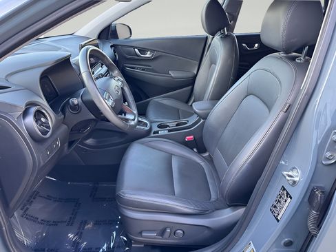 Used 2023 Hyundai Kona Limited FWD image 10