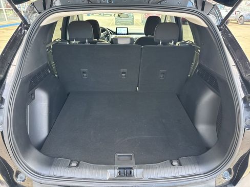 Used 2022 Ford Escape SE image 27