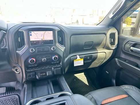 Used 2021 GMC Sierra 1500 AT4 w/ AT4 Premium Package image 20