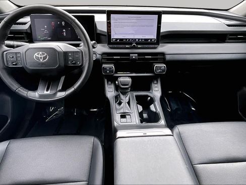 Used 2026 Toyota RAV4 XLE Premium AWD/4WD image 15