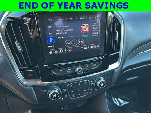 Used 2023 Chevrolet Traverse High Country image 29