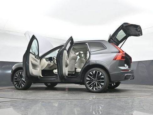 New 2026 Volvo XC60 T8 Ultra w/ Protection Package Premier AWD/4WD image 58