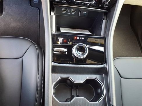 New 2025 Jeep Grand Cherokee L Limited image 16