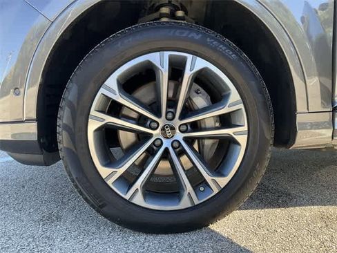 Used 2025 Audi Q7 2.0T Premium Plus image 11