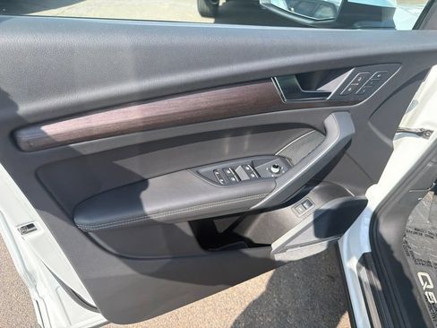 Used 2023 Audi Q5 2.0T Premium Plus AWD/4WD image 10