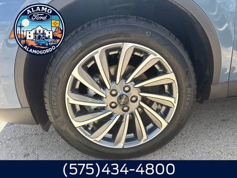 Used 2024 Lincoln Corsair Reserve w/ Equipment Group 201A image 2