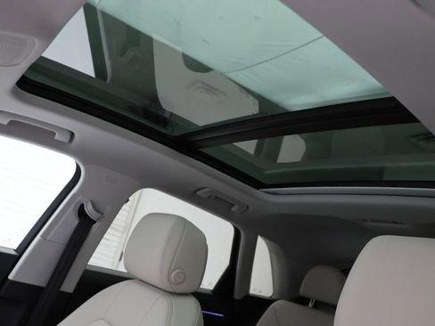 Used 2022 Audi Q3 2.0T Premium Plus image 17