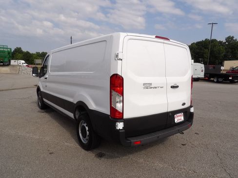 Used 2023 Ford Transit 150 Low Roof w/ Load Area Protection Package RWD image 5