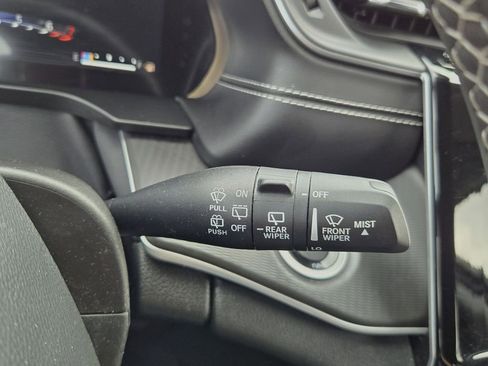 Used 2023 Jeep Grand Cherokee Laredo image 20