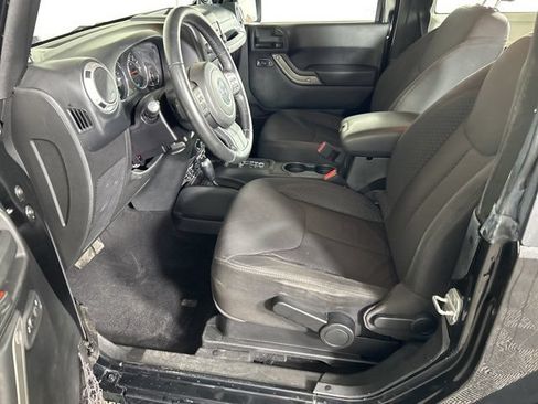Used 2013 Jeep Wrangler Sport AWD/4WD image 10