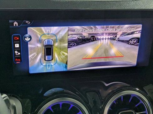 New 2025 Mercedes-Benz EQB 300 4MATIC image 13