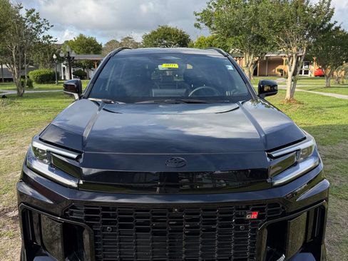 Used 2026 Toyota RAV4 AWD Plug-in Hybrid image 2