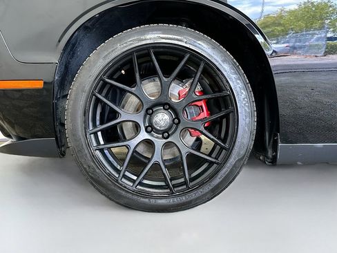 Used 2019 Dodge Challenger SXT RWD image 37