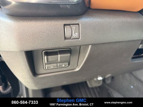 New 2026 GMC Canyon AT4 w/ Nightfall Edition image 14