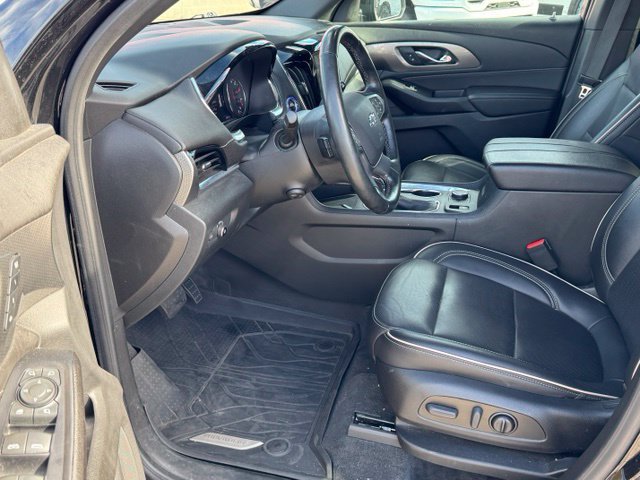 Used 2023 Chevrolet Traverse Premier w/ Redline Edition AWD/4WD image 20