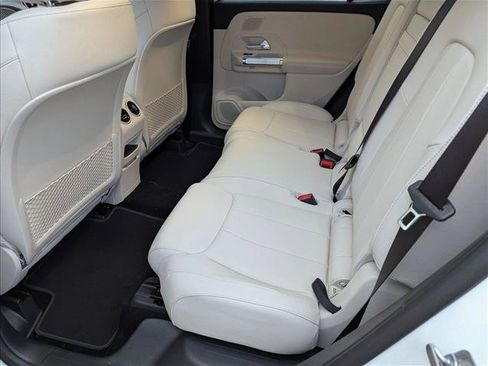Used 2026 Mercedes-Benz GLB 250 image 15