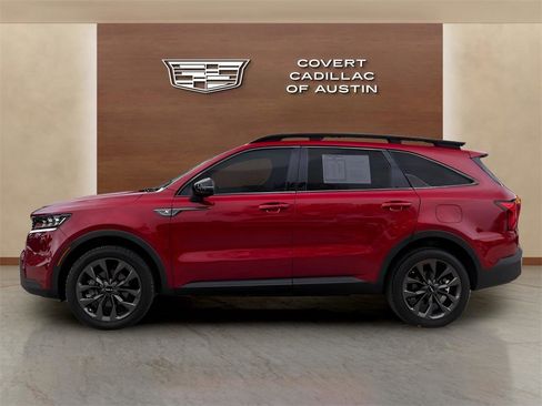 Used 2022 Kia Sorento SX Prestige image 2