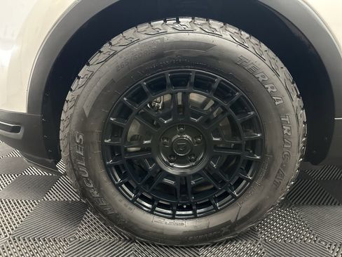 Used 2018 Ford Explorer Sport w/ Equipment Group 401A image 43