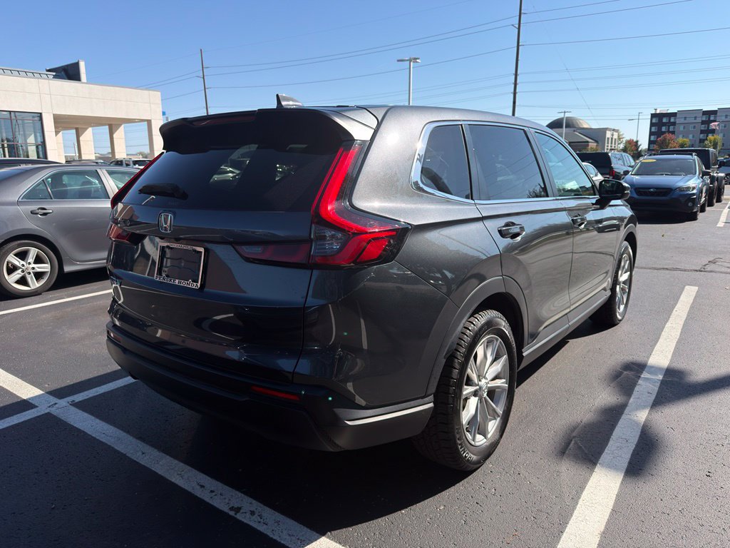 Used 2024 Honda CR-V EX image 3