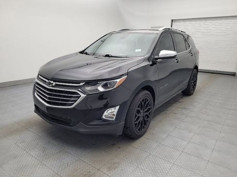Used 2019 Chevrolet Equinox Premier image 2