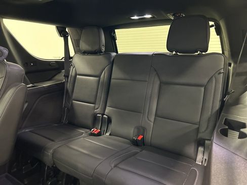 Used 2021 GMC Yukon Denali w/ Denali Premium Package image 33