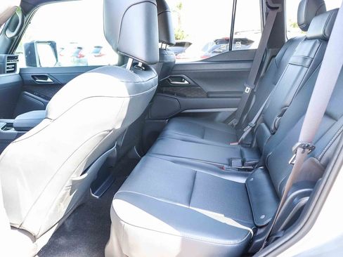 Certified 2026 Lexus GX 550 w/ Cold Area Package AWD/4WD image 20