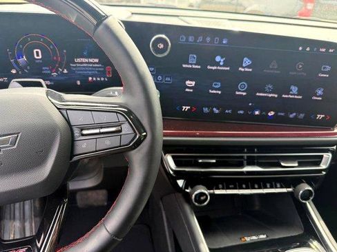 Used 2024 Chevrolet Traverse RS w/ LPO, Floor Liner Package image 16