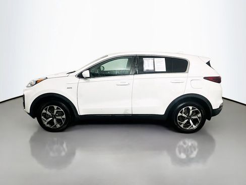 Used 2020 Kia Sportage LX image 4