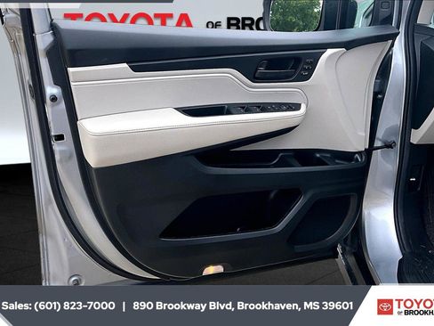 Used 2025 Honda Odyssey EX-L image 17