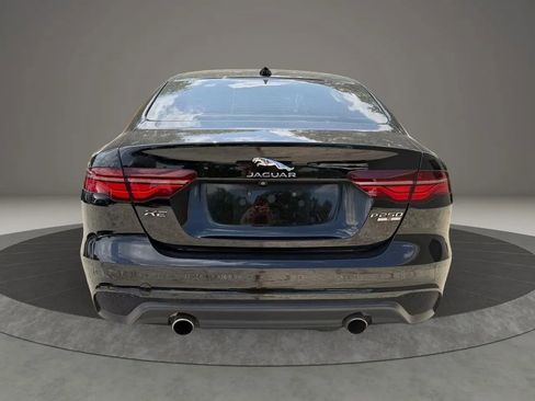 Used 2020 Jaguar XE S RWD image 4