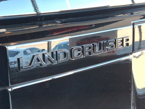 Used 2024 Toyota Land Cruiser w/ Premium Package image 31