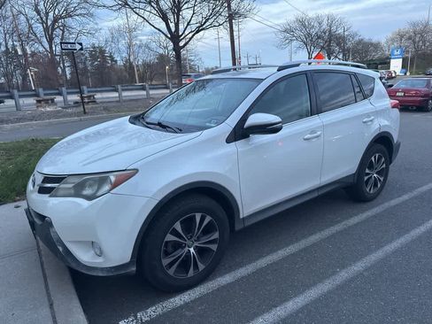 Used 2015 Toyota RAV4 Limited w/ Technology Package image 2