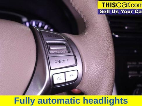 Used 2014 Nissan Altima 2.5 SV FWD image 17