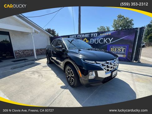 Used 2022 Hyundai Santa Cruz SEL w/ Activity Package FWD image 3