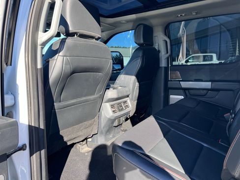 Used 2024 Ford F250 Lariat w/ Lariat Ultimate Package image 25