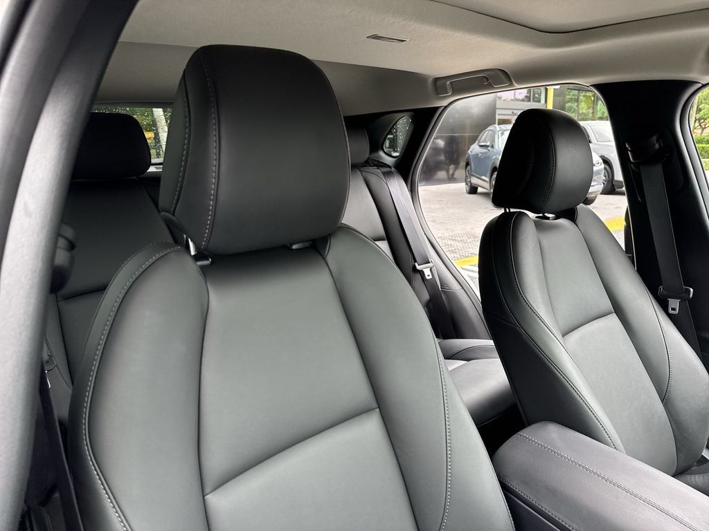 Certified 2024 MAZDA CX-30 AWD 2.5 S w/ Preferred Package image 46