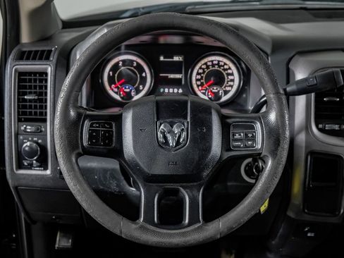 Used 2017 RAM 2500 Tradesman w/ Chrome Appearance Group image 16