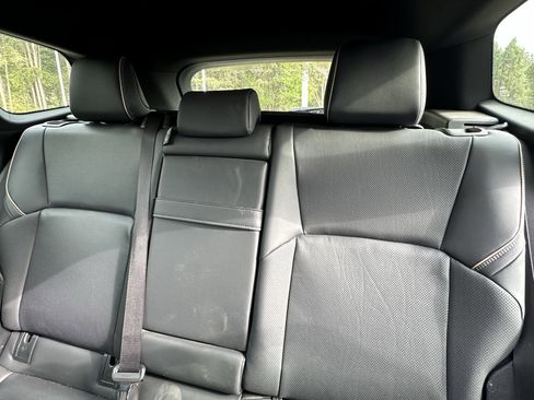 Used 2025 Toyota Crown Signia image 8