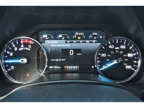 Used 2018 Ford F250 Lariat w/ Lariat Ultimate Package AWD/4WD image 16