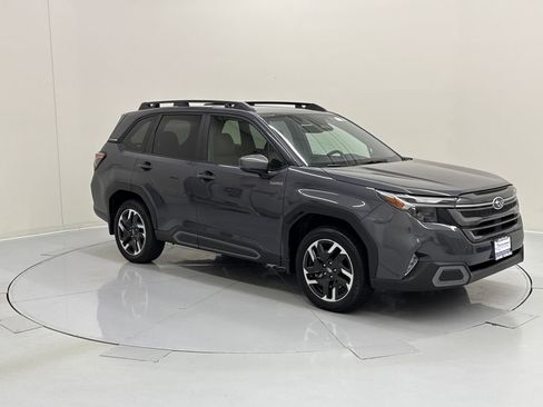 Used 2025 Subaru Forester Limited image 8